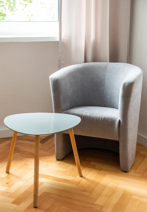 Plac Zbawiciela 3-Bedroom Apartment Βαρσοβία Εξωτερικό φωτογραφία