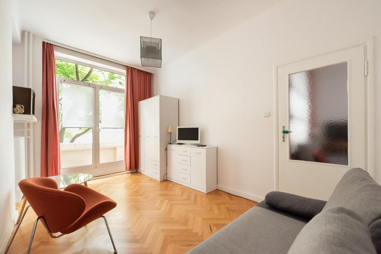 Plac Zbawiciela 3-Bedroom Apartment Βαρσοβία Εξωτερικό φωτογραφία