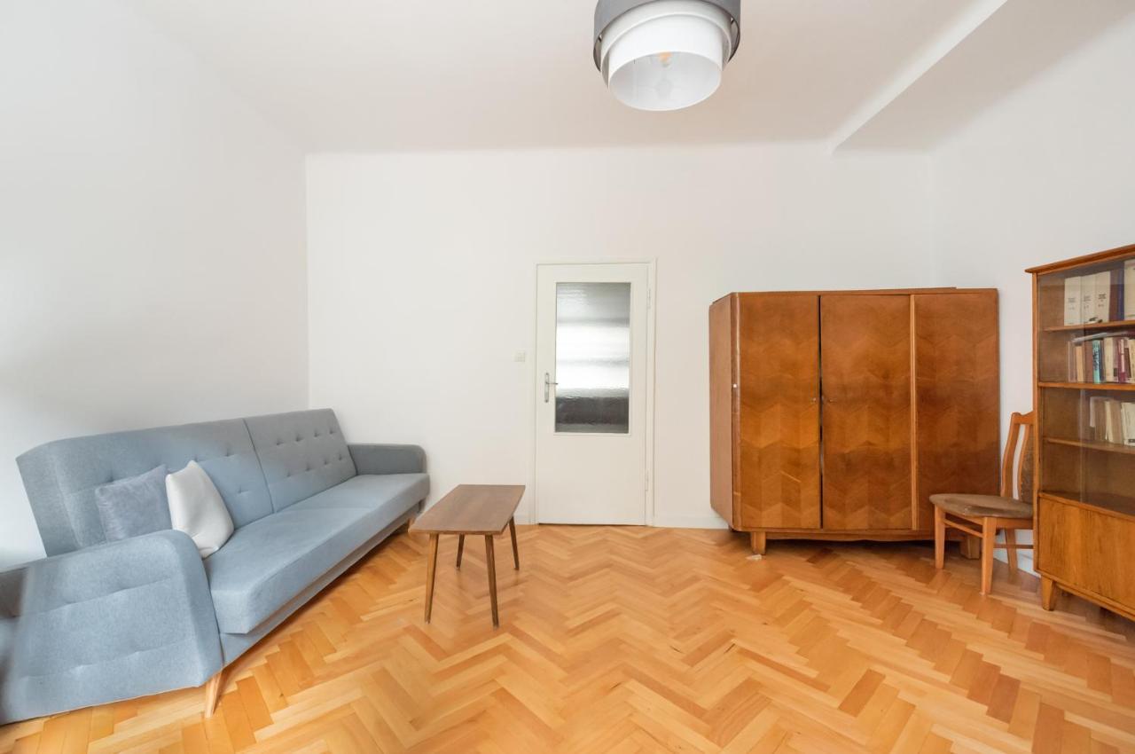 Plac Zbawiciela 3-Bedroom Apartment Βαρσοβία Εξωτερικό φωτογραφία